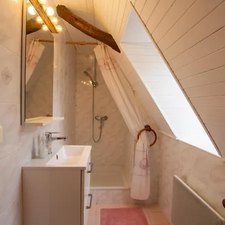 Du Soleil Levant Holiday home Lacropte